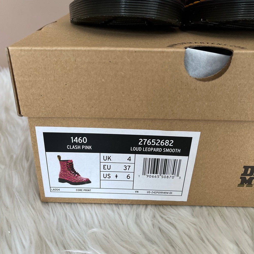 {Dr. Martens} 1460 Water-Repellent Leather Boot in Clash Pink Loud Leopard - 6 - Picture 6 of 7